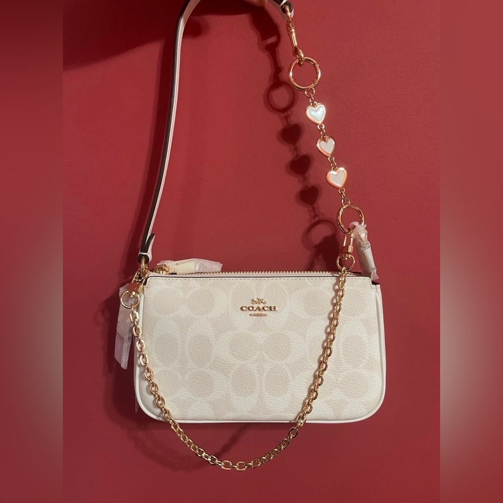 NWT！COACH NOLITA 19 IN SIGNATURE CANVAS （CS442）with heart chain FAST SHIPPING